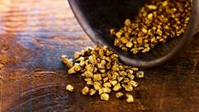 Почему упали акции АО КМ Gold в Остин